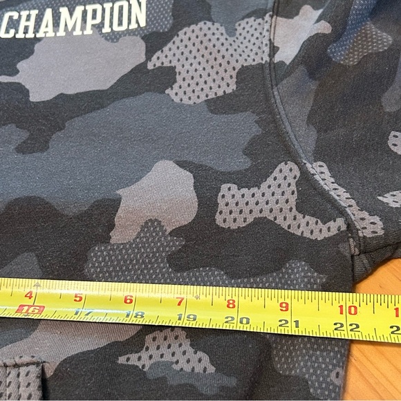 Champion Men’s Hoodie Fatigue Fall Athleisure Casual Streetwear Logo Pockets M - Picture 8 of 10